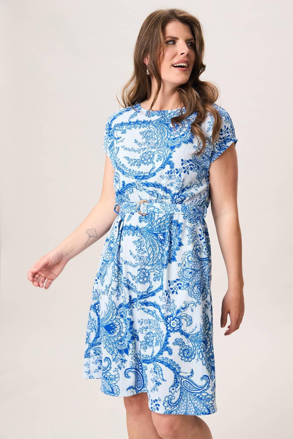 Blauw en witte dames Miss Etam korte jurk van polyester met korte mouwen en ronde hals