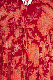 thumbnail: Miss Etam Plus gebloemde avondjurk met rijgdetail - rood