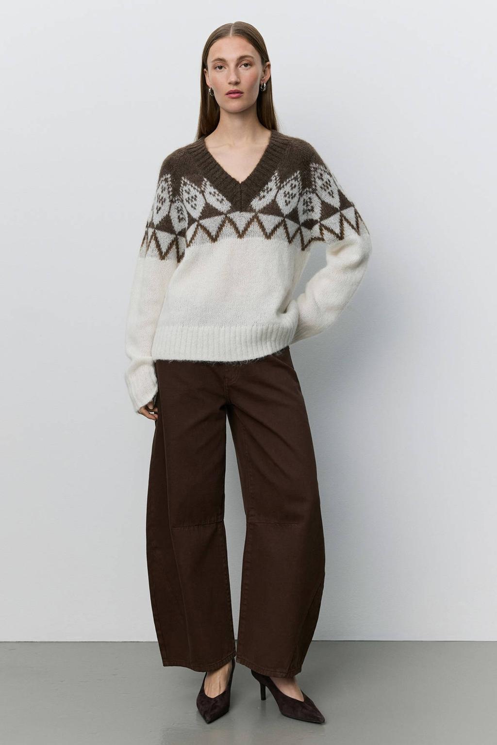 Ecru dames Sofie Schnoor noorse trui van nylon met lange mouwen en V-hals