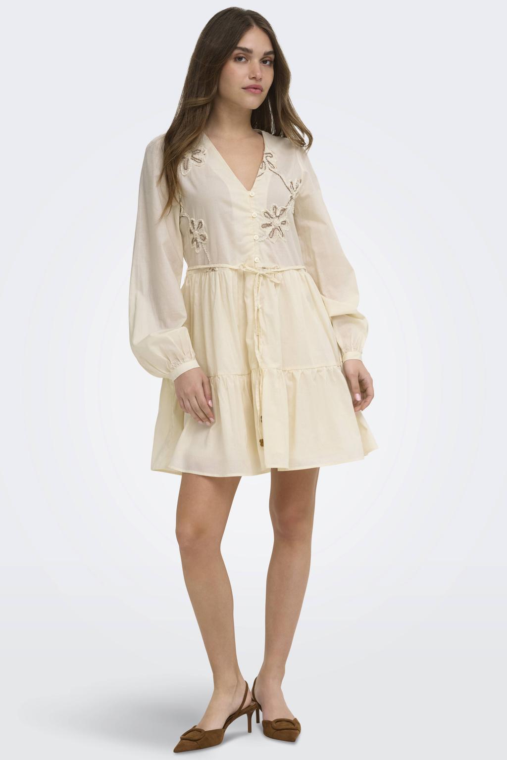 Ecru dames ONLY katoenen korte jurk met lange mouwen, V-hals, knoopsluiting en borduursels
