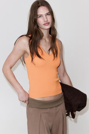 top - oranje