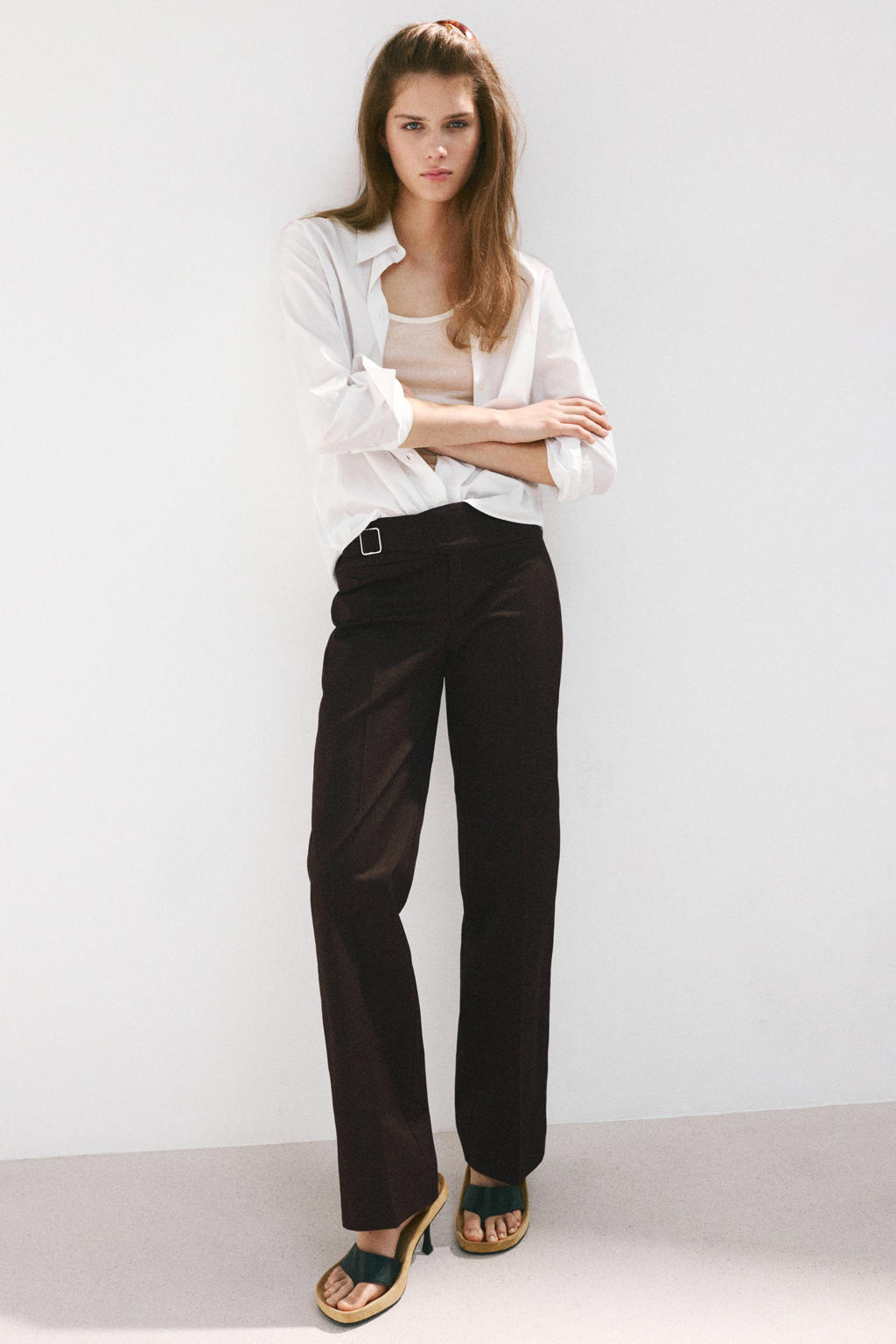 Donkerblauwe dames Mango straight leg broek van katoen met low waist, rits- en knoopsluiting en effen