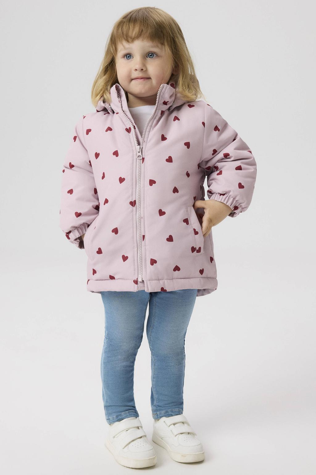Roze en rode meisjes NAME IT MINI tussenjas van polyester met hartjesprint, lange mouwen, capuchon, ritssluiting en reflecterende details