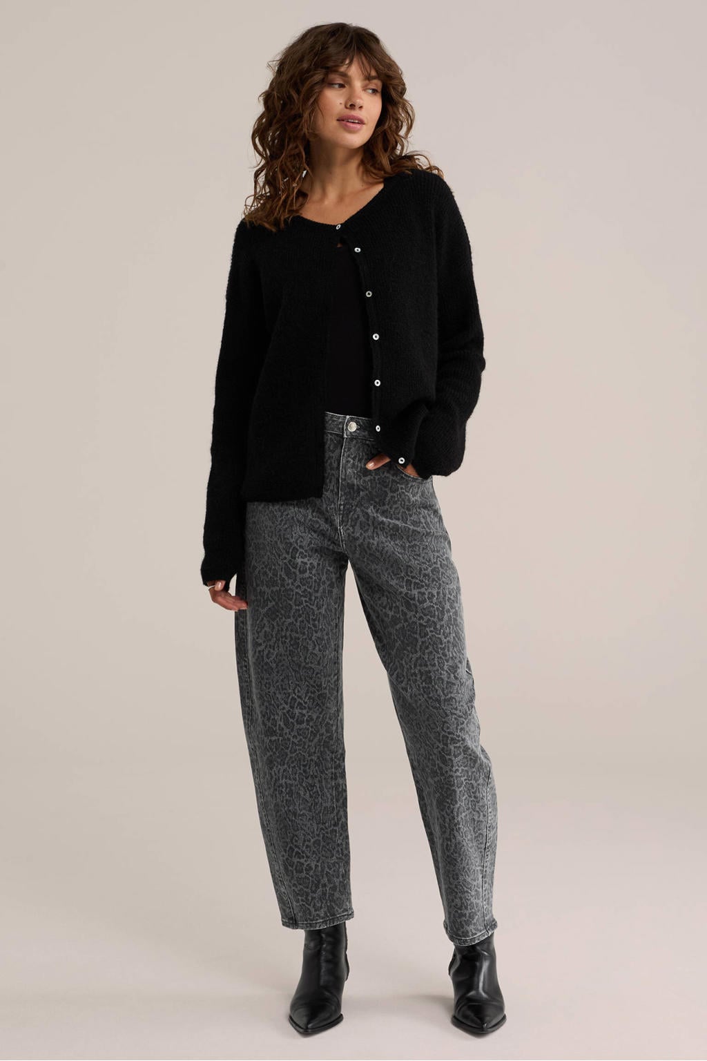 Grijs en zwarte dames WE Fashion van denim met regular waist, rits- en knoopsluiting en panterprint