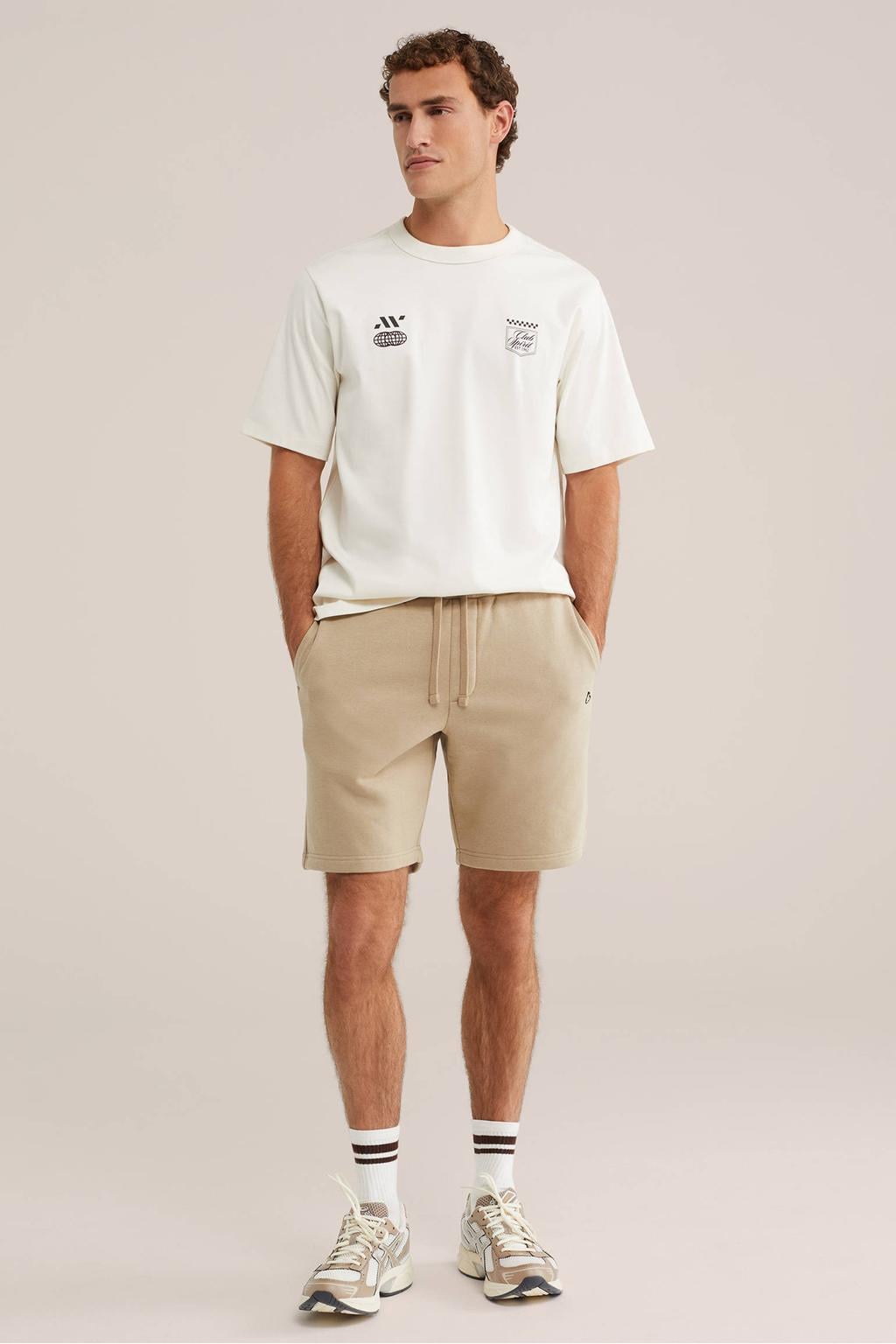 WE Fashion boxy T-shirt met print - ecru