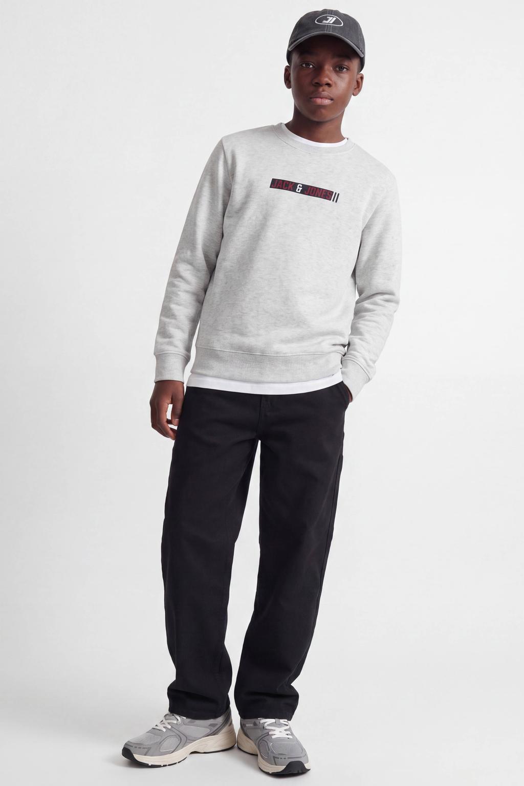 Lichtgrijze jongens JACK & JONES JUNIOR sweater met effen, lange mouwen, ronde hals en geribde boorden