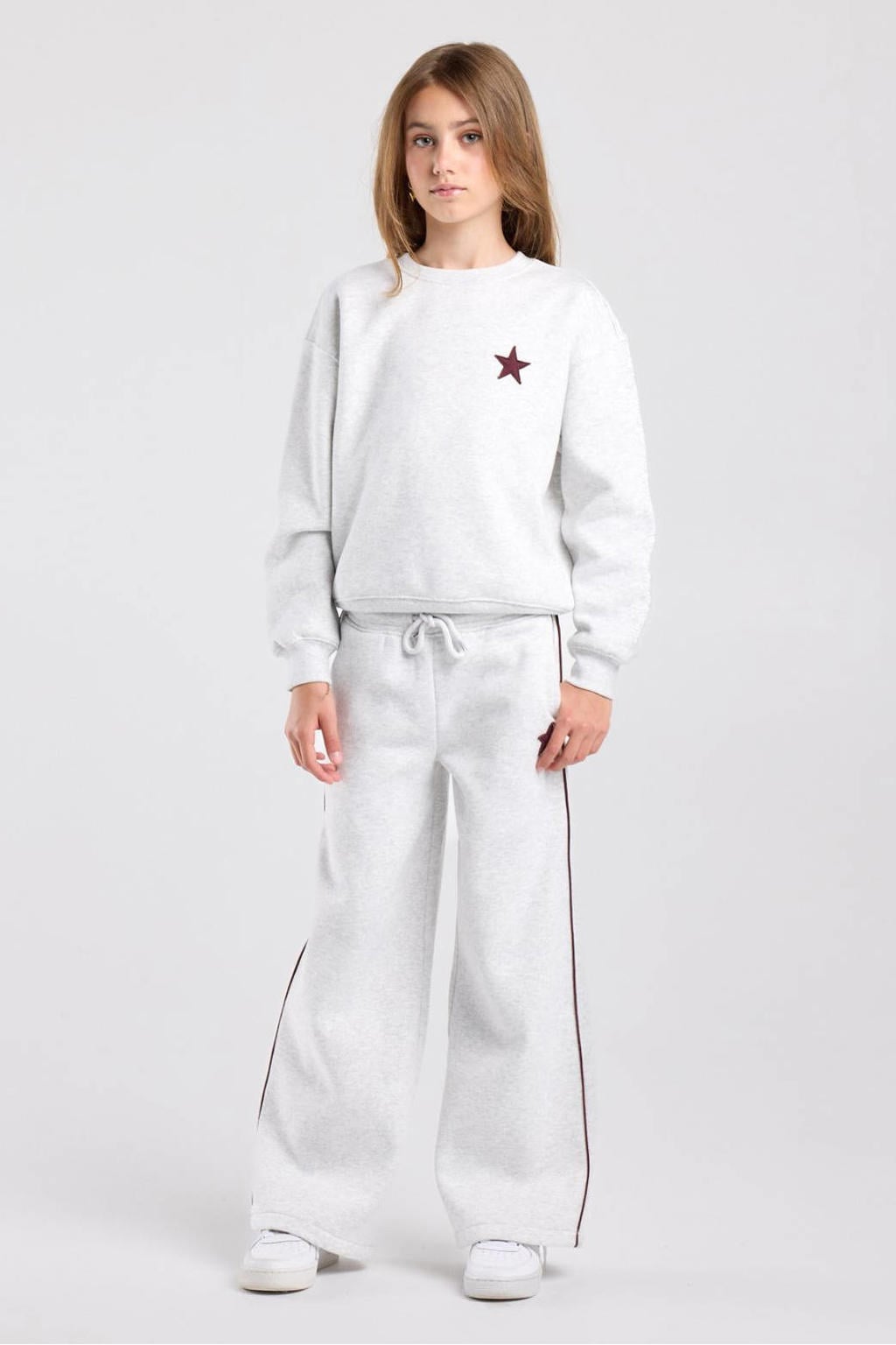 America Today sweater met backprint - grijs