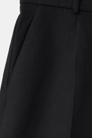 thumbnail: Mango viscose straight leg bermuda short met linnen - zwart