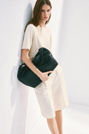 thumbnail: Mango viscose straight leg bermuda short met linnen - ecru