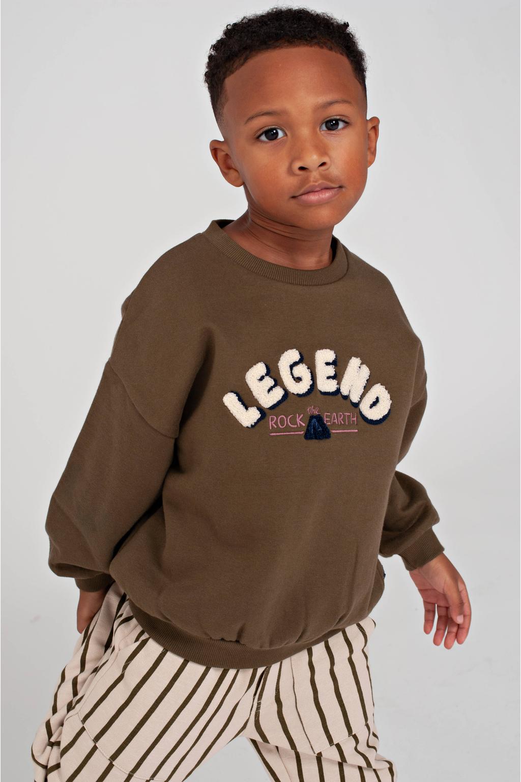 Donkergroen en ecru jongens Sturdy sweater Rock the Earth armygroen met lange mouwen en ronde hals