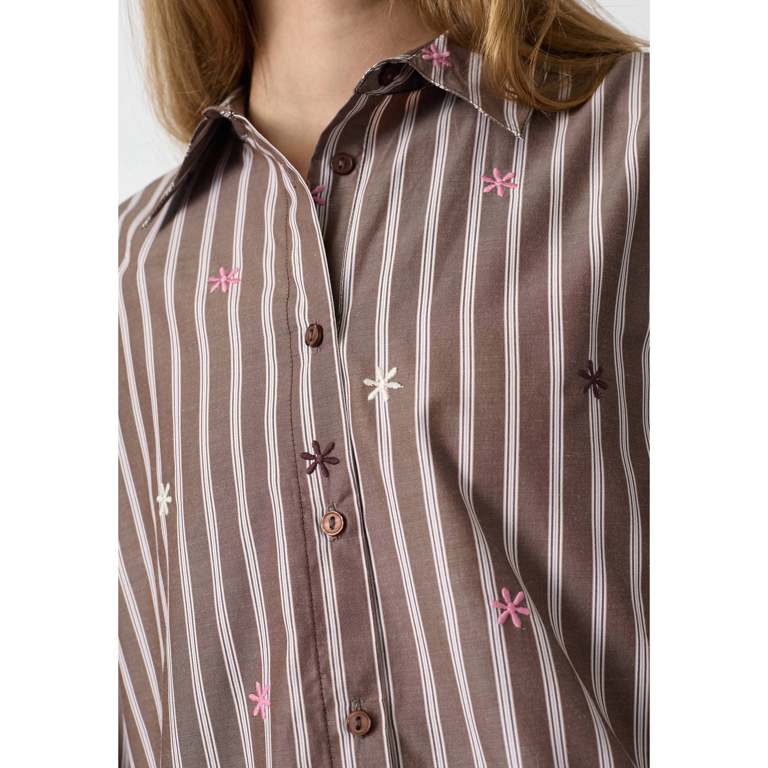SisterS Point gestreepte blouse met borduursels bruin