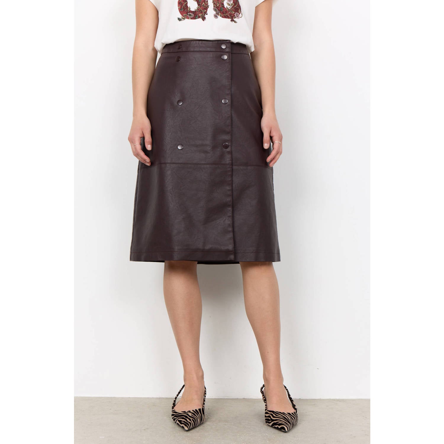 Soyaconcept imitatieleren cargo midi rok donkerbruin