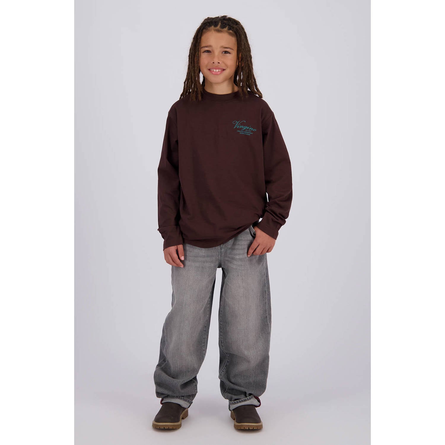 Vingino oversized longsleeve met backprint donkerbruin blauw