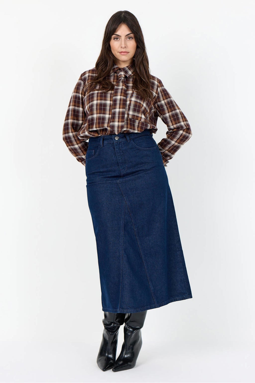 Bruine dames Wasabiconcept geruite blouse Plus Size van polyester met lange mouwen, klassieke kraag en knoopsluiting