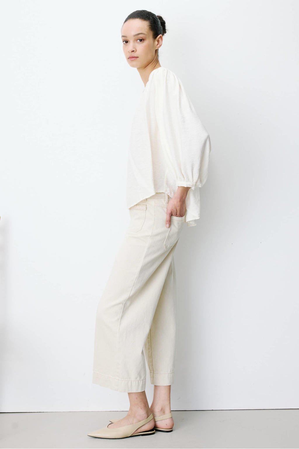 Ecru dames Grace & Mila blouse van viscose met effen, half lange mouwen, klassieke kraag en knoopsluiting