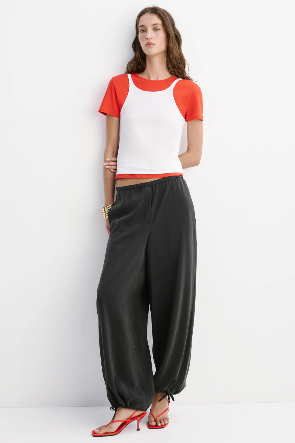 Zwarte dames Mango modal ballonbroek met regular waist, elastische tailleband en effen