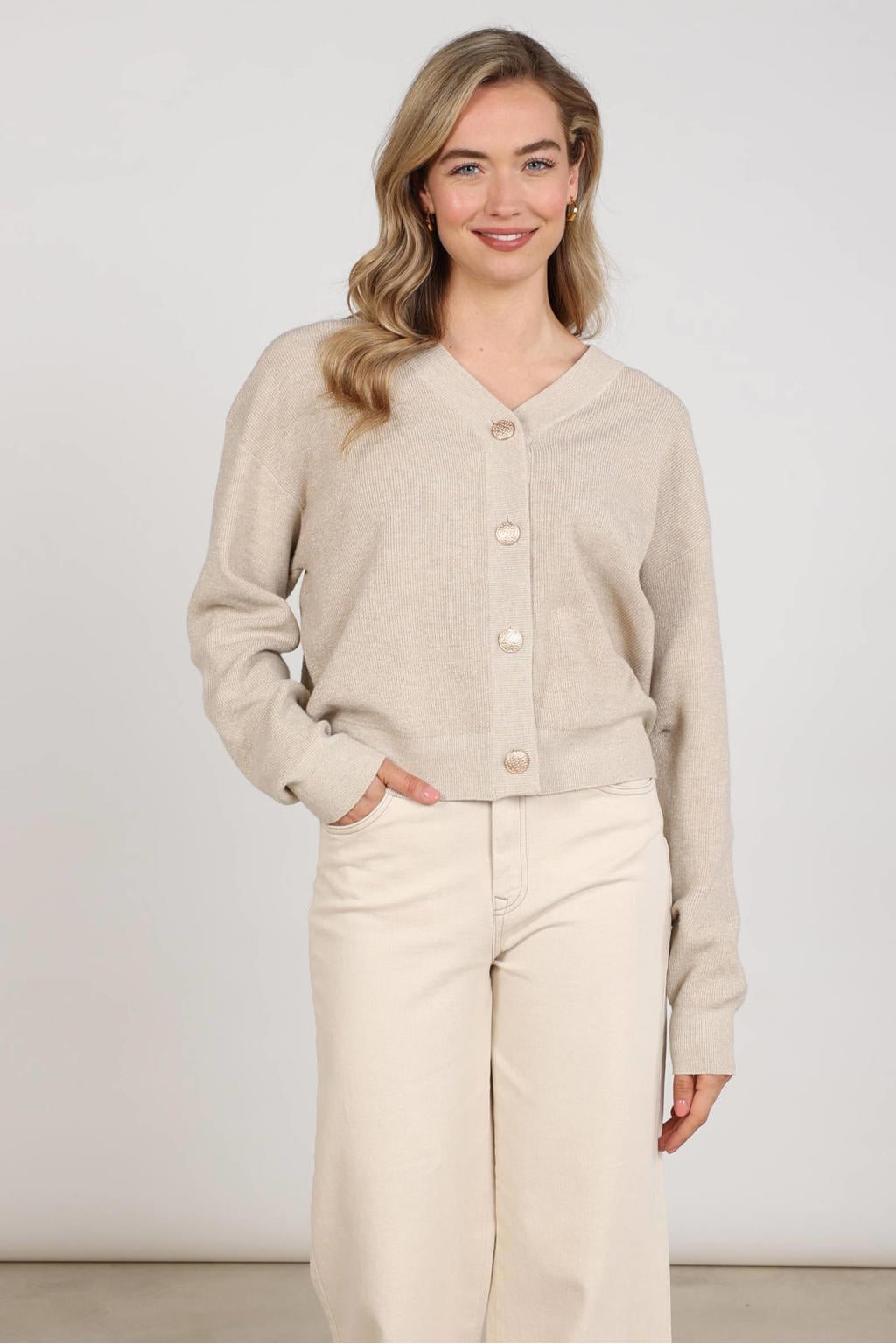 Beige dames NUKUS gebreid vest van acryl met effen, lange mouwen, V-hals en knoopsluiting
