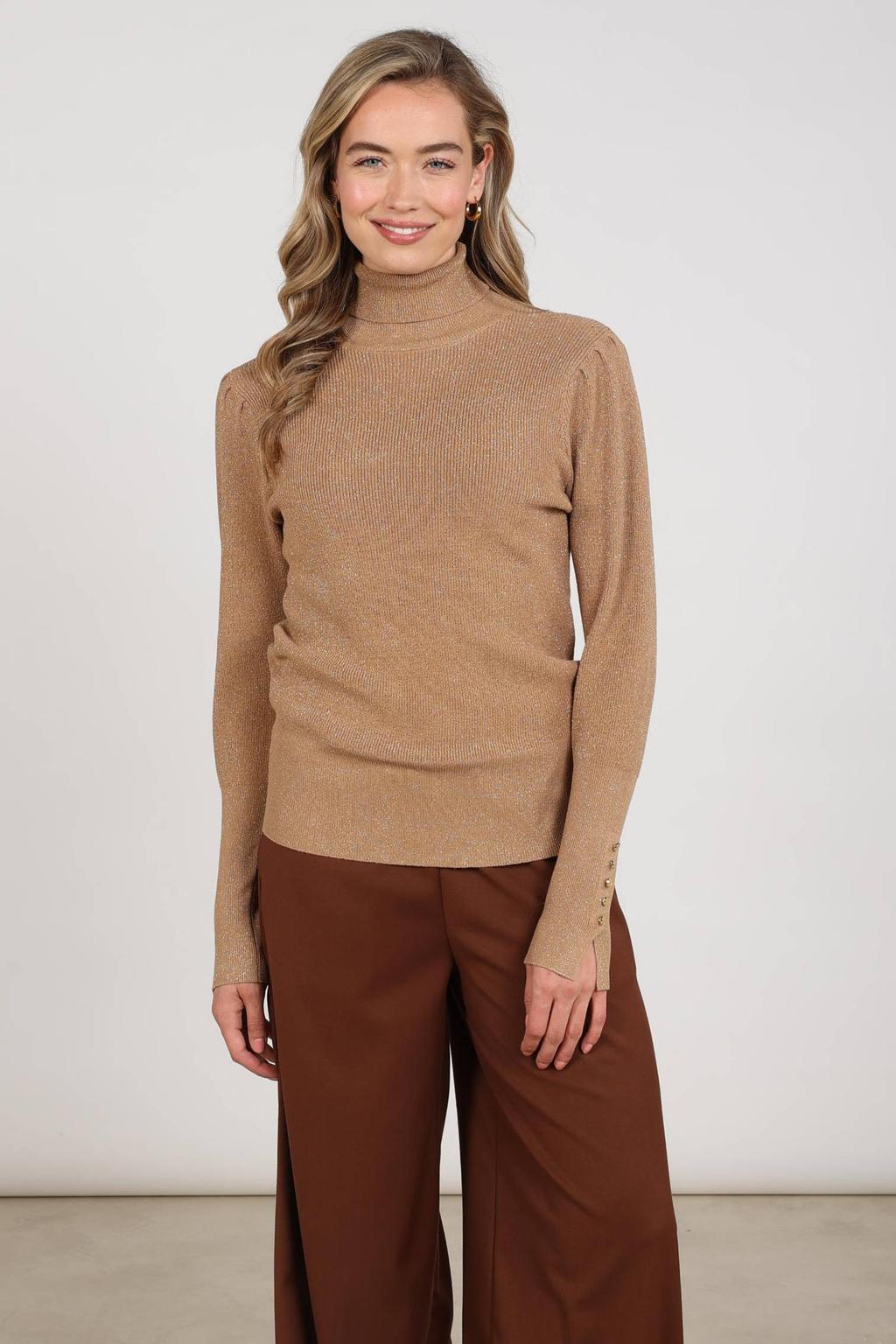 Camelkleurige dames NUKUS top van viscose met effen, lange mouwen en col