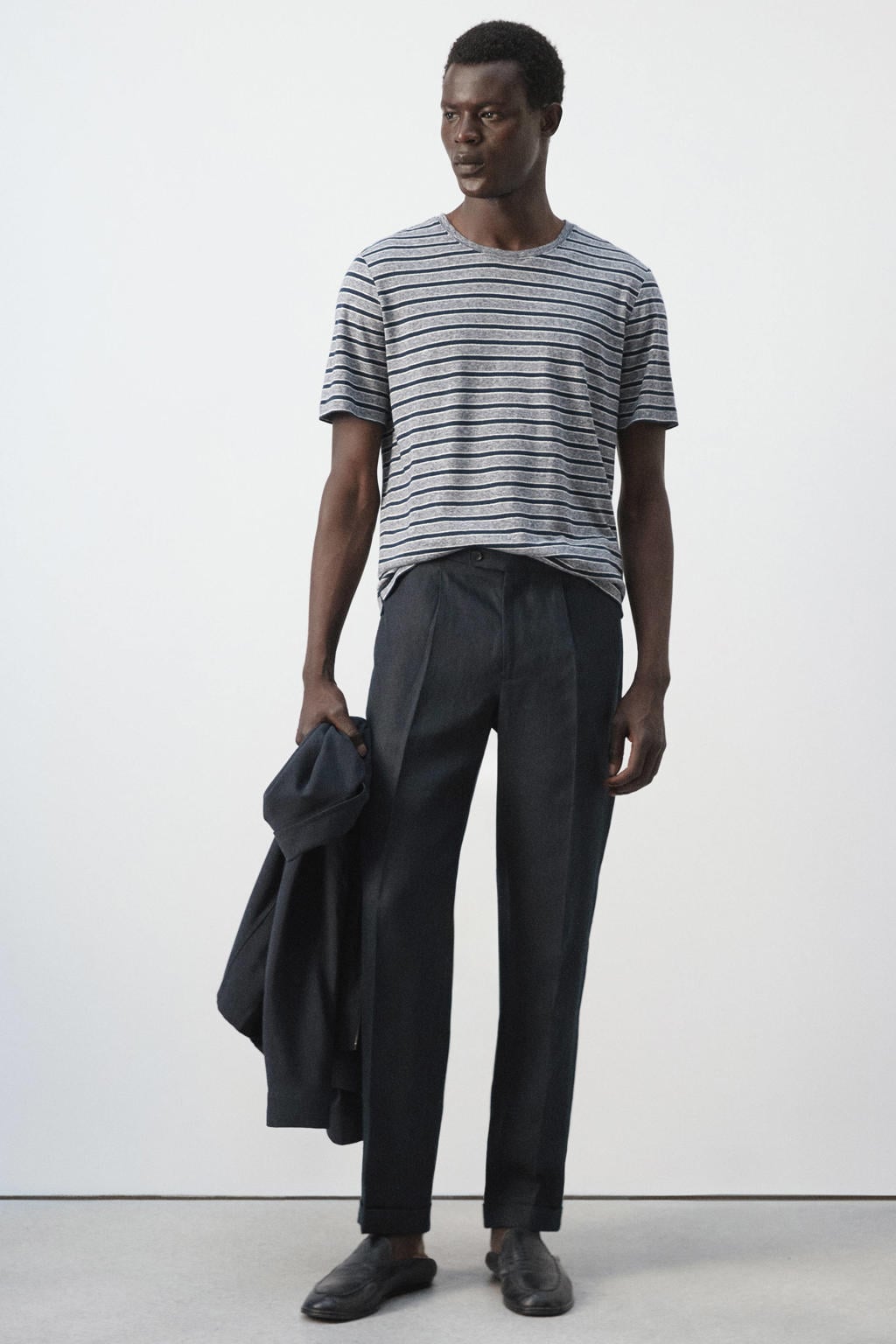 Donkerblauwe heren Mango Man linnen regular fit gestreept T-shirt met korte mouwen en ronde hals