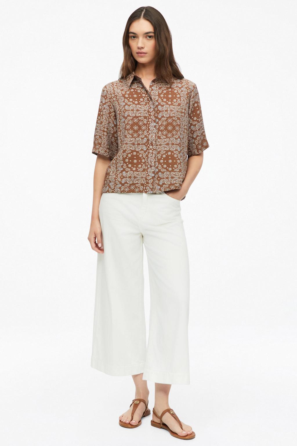 Bruin en witte dames s.Oliver blouse van viscose met paisley print, half lange mouwen, klassieke kraag en knoopsluiting