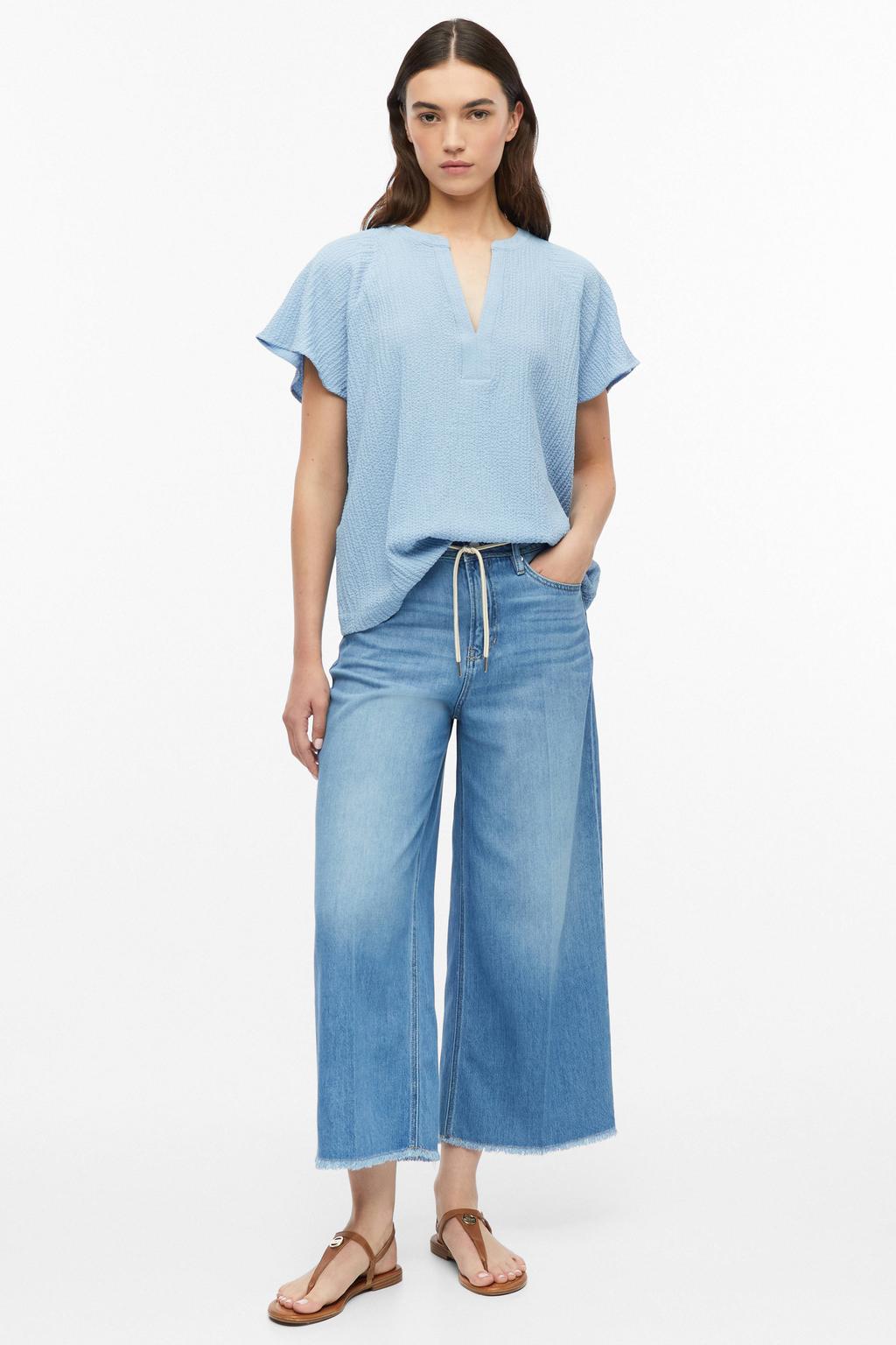 Lichtblauwe dames s.Oliver top van viscose met effen, korte mouwen en V-hals