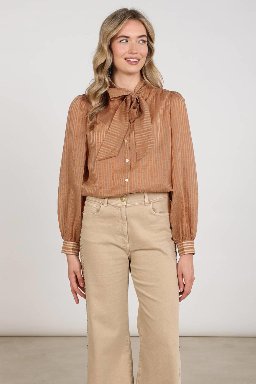 Camel en gouden dames NUKUS gestreepte blouse van polyester met lange mouwen, klassieke kraag en knoopsluiting