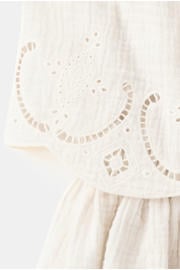 thumbnail: Mango broderie top - beige