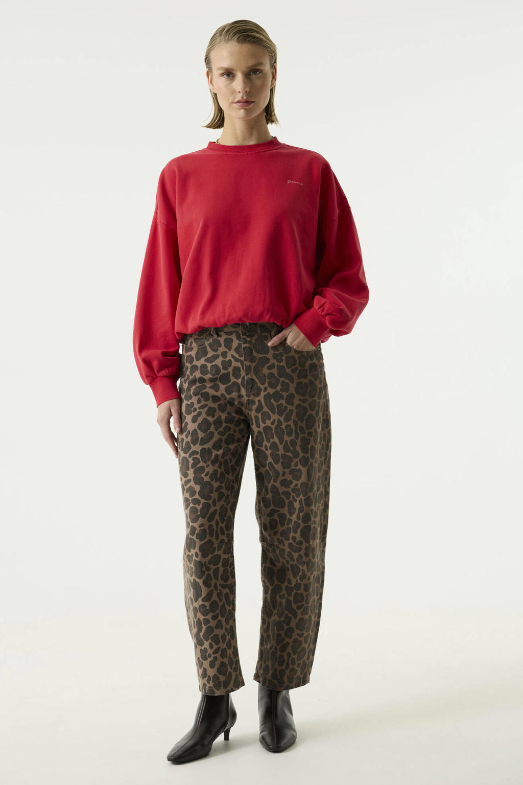 Rode dames Garcia sweater met effen, lange mouwen, ronde hals en borduursels