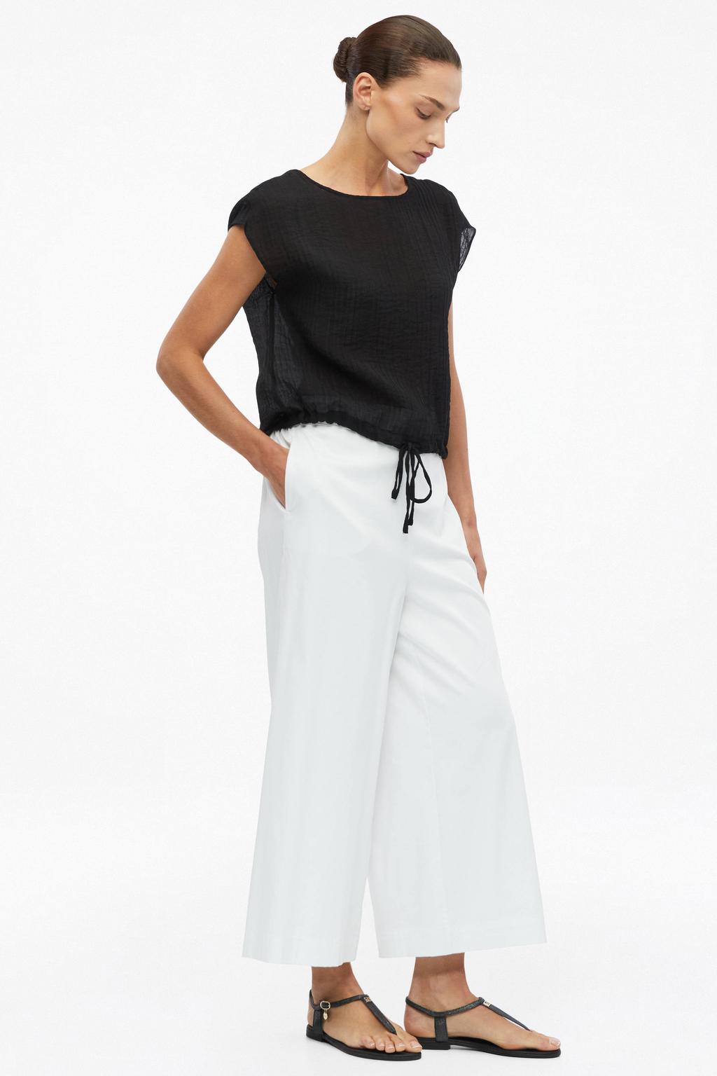 Zwarte dames s.Oliver BLACK LABEL semi-transparante top van viscose met effen, korte mouwen en ronde hals