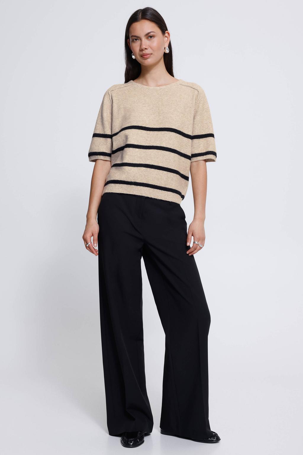 Beige en zwarte dames ICHI gebreide gestreepte trui van polyester met lange mouwen en ronde hals