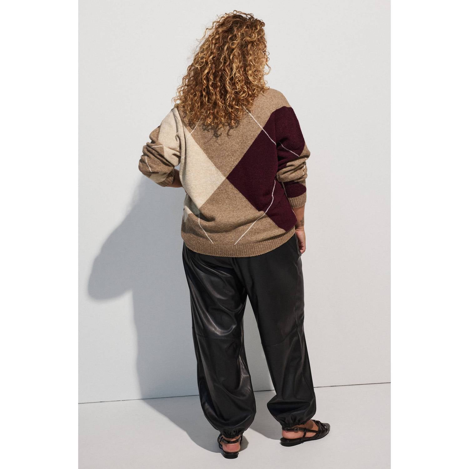 Zizzi Plus Size geruite gebreide trui met wol zand