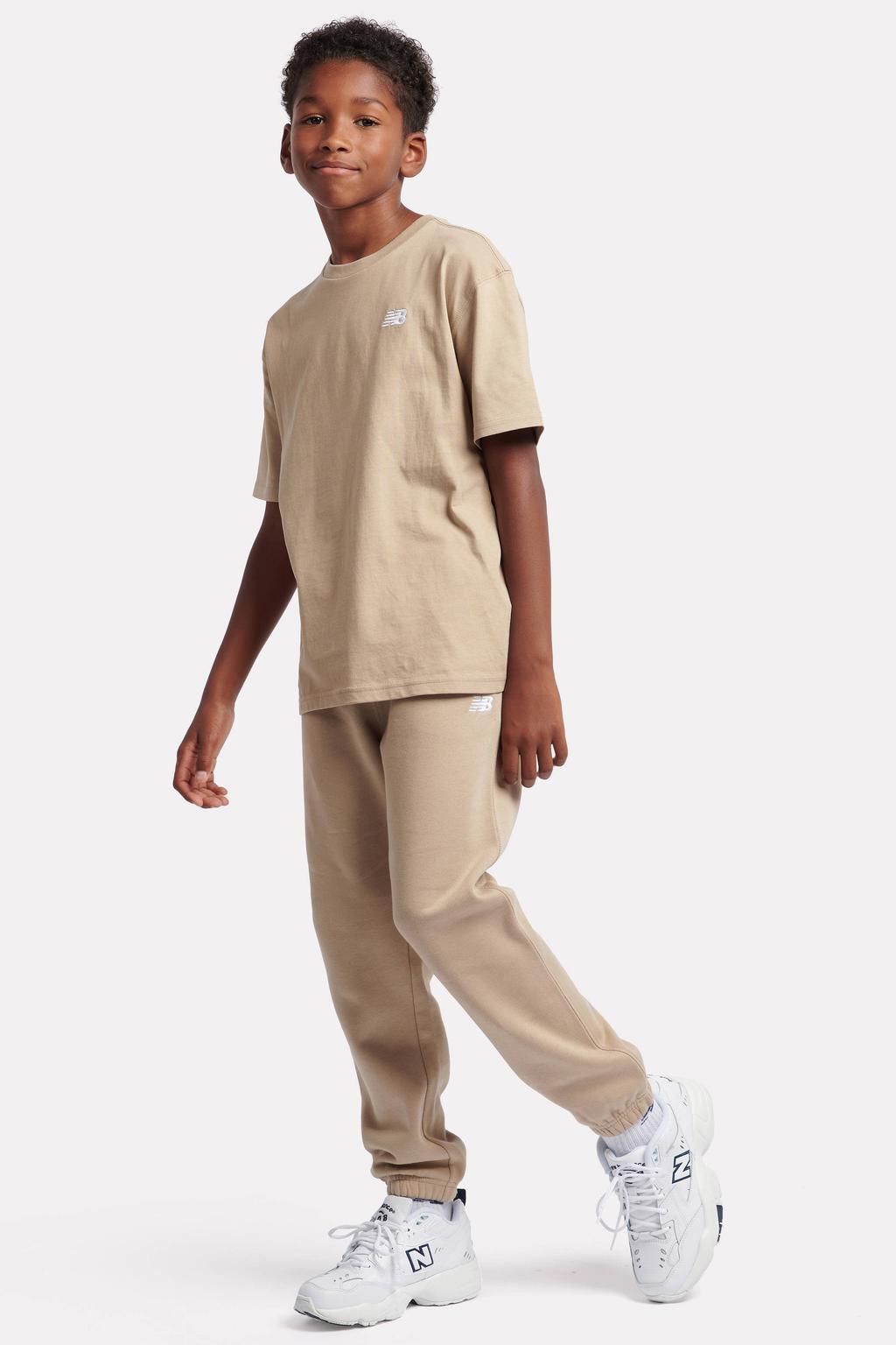 Lichtbruine jongens en meisjes New Balance T-shirt van katoen met effen, korte mouwen en ronde hals