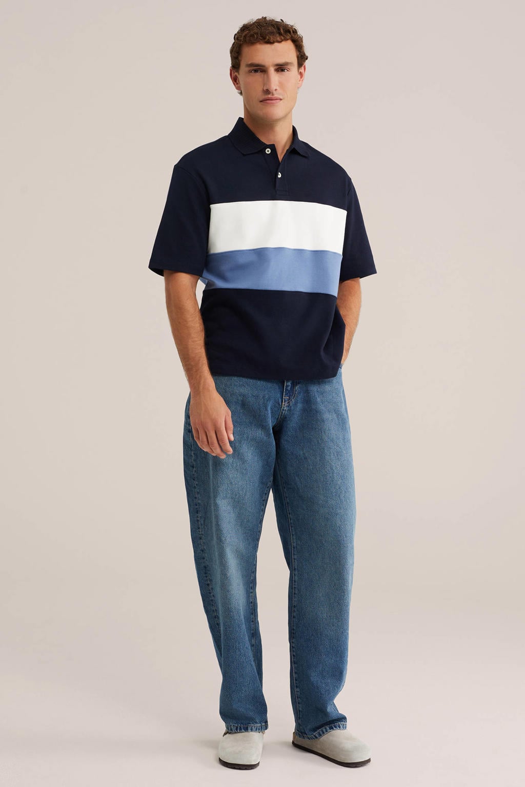 Donkerblauwe heren WE Fashion boxy gestreepte polo van katoen met korte mouwen, knoopsluiting en geribde boorden