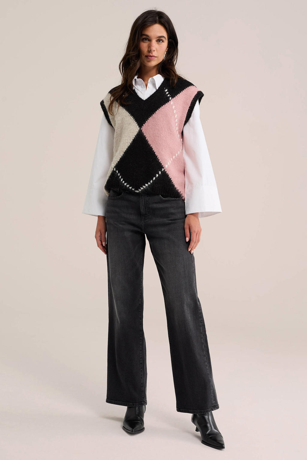Bruin, ecru en roze dames WE Fashion geruite top van polyester met V-hals