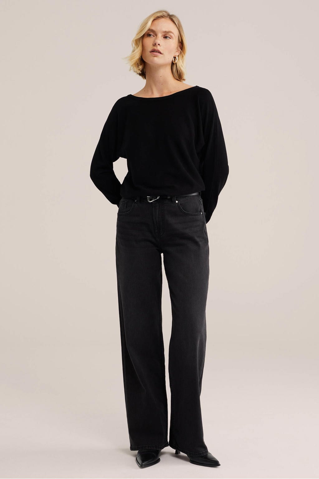 Zwarte dames WE Fashion gebreide trui van viscose met effen, lange mouwen en boothals