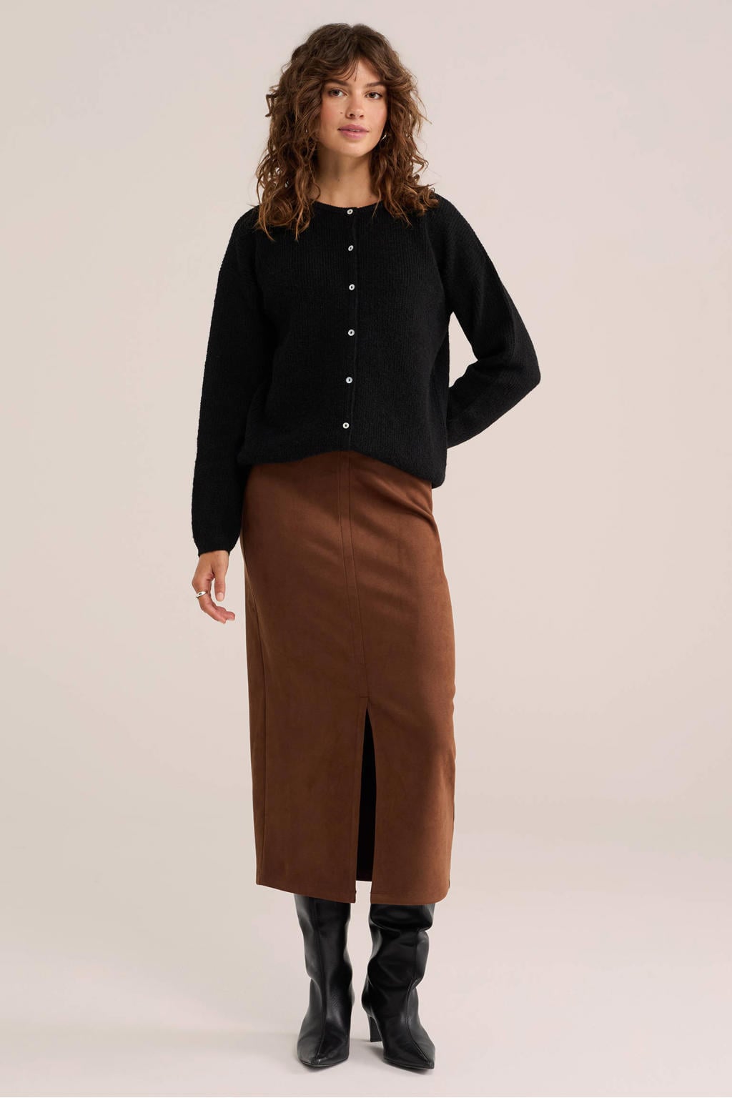 Zwarte dames WE Fashion gebreide vest met effen, lange mouwen, ronde hals en knoopsluiting