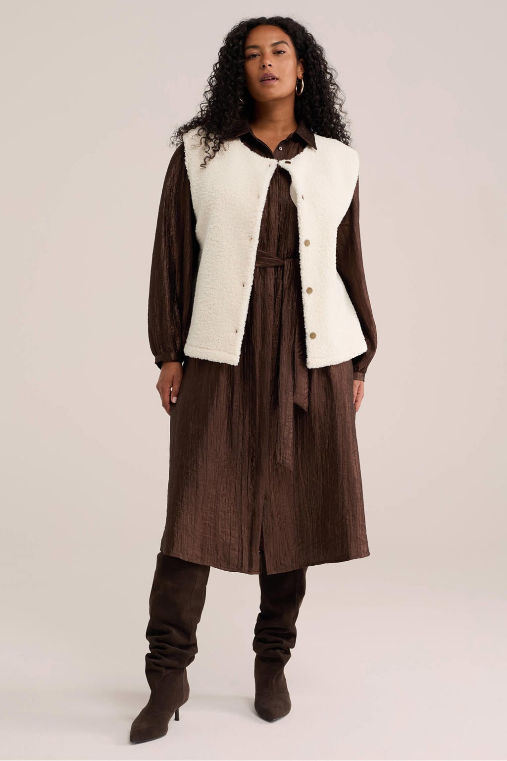 Witte dames WE Fashion teddy gilet met effen, ronde hals en knoopsluiting