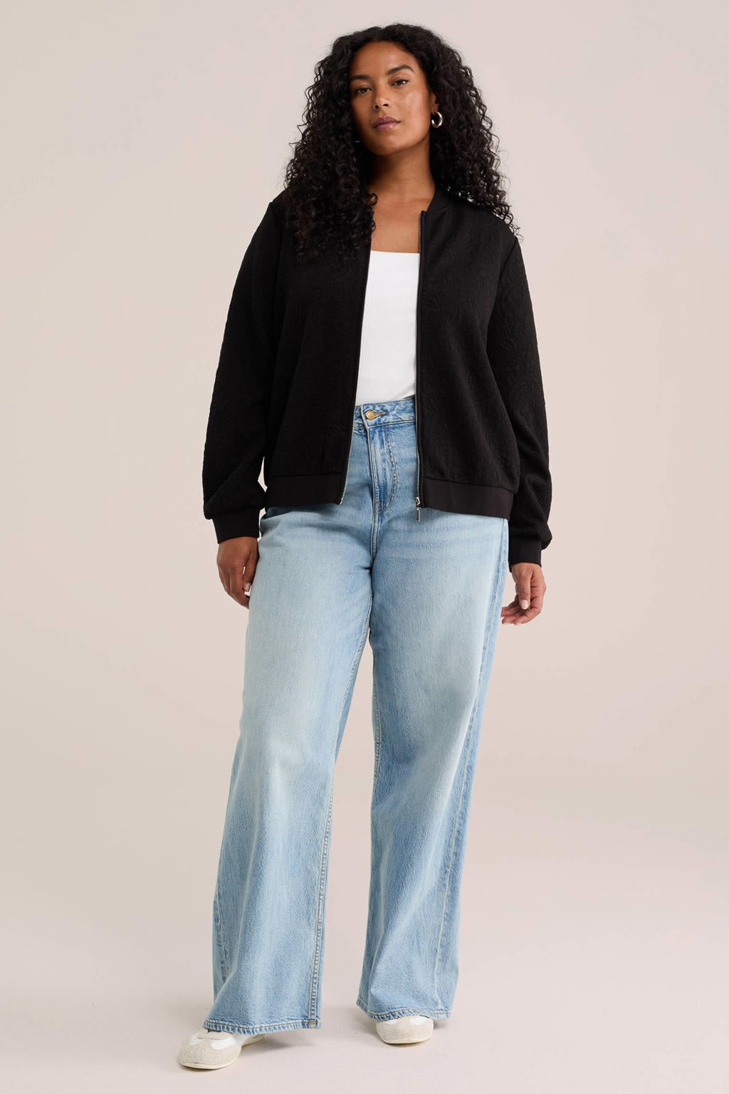 Zwarte dames WE Fashion Plus Size jacquard jas van polyester met effen en lange mouwen