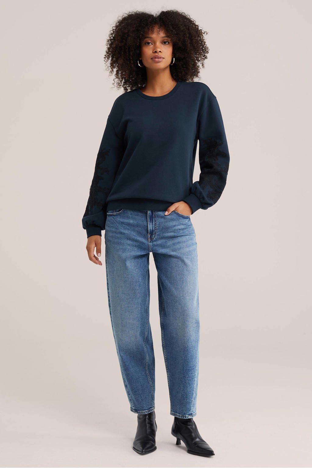 Donkerblauwe dames WE Fashion van katoen met effen, lange mouwen, ronde hals en kant