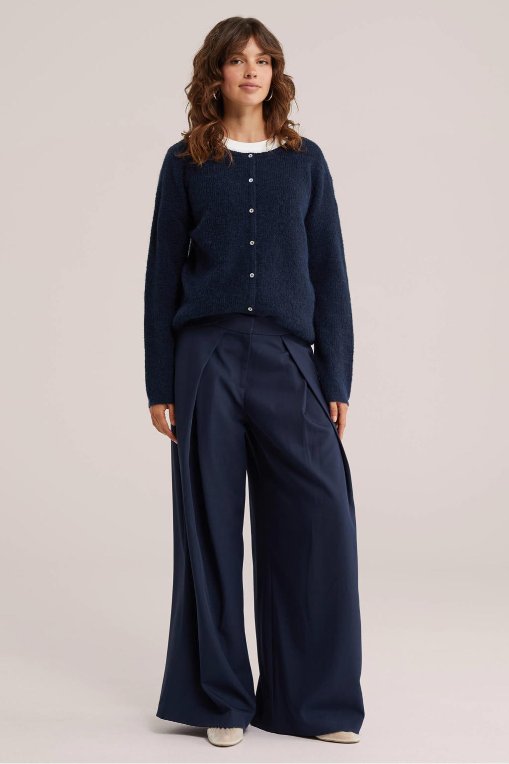 Donkerblauwe dames WE Fashion gebreide vest met effen, lange mouwen, ronde hals en knoopsluiting