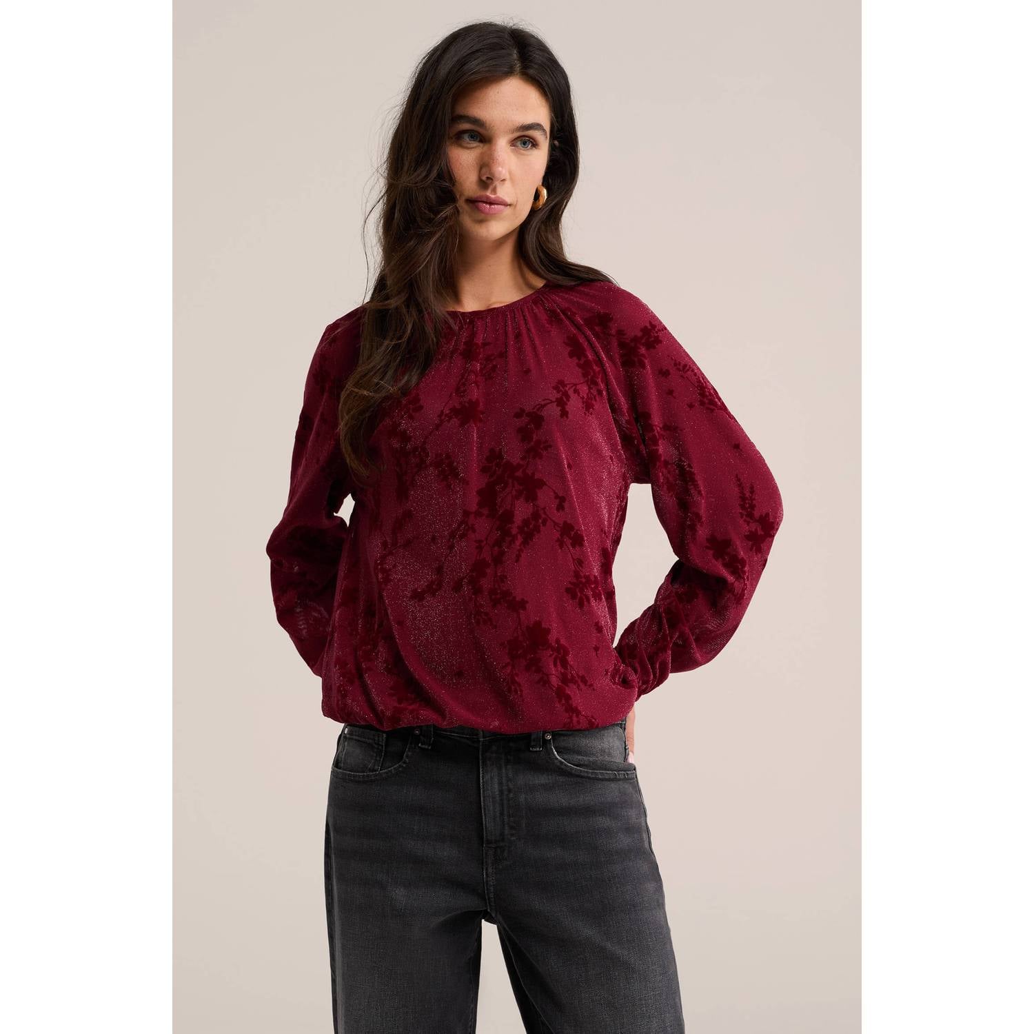 WE Fashion gebloemde top met glitters donkerrood