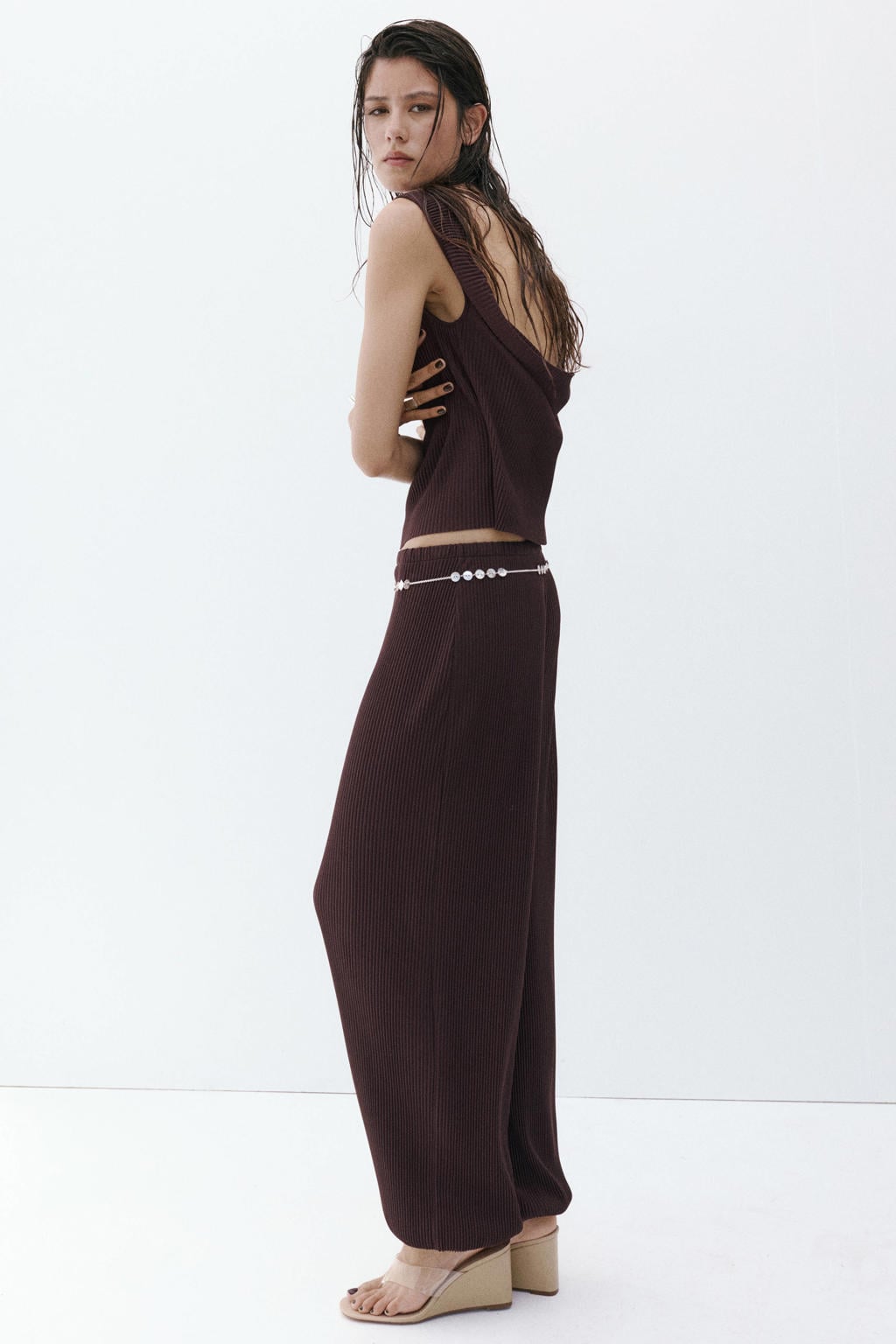 Bruine dames Mango ballonbroek van polyester met regular waist, elastische tailleband en effen