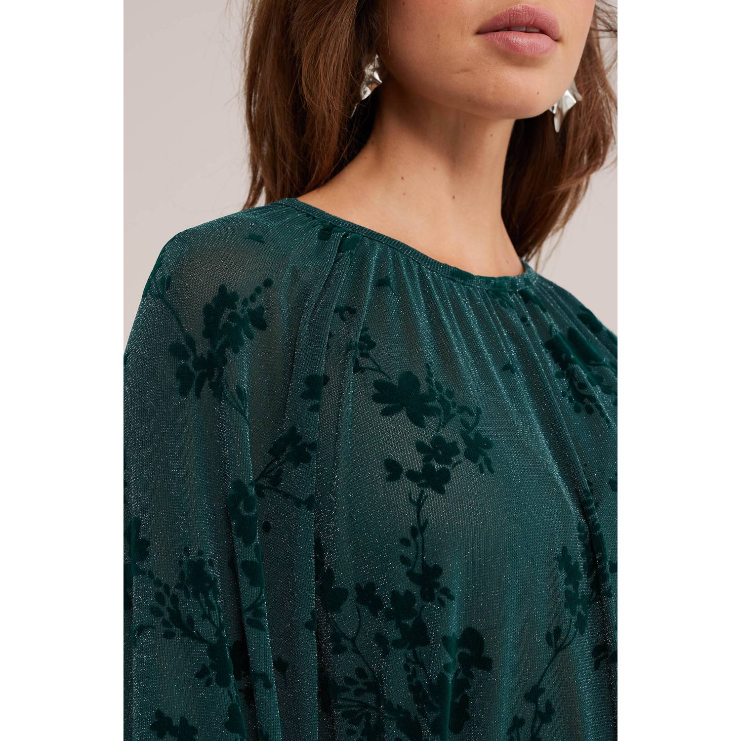 WE Fashion gebloemde top met glitters donkergroen