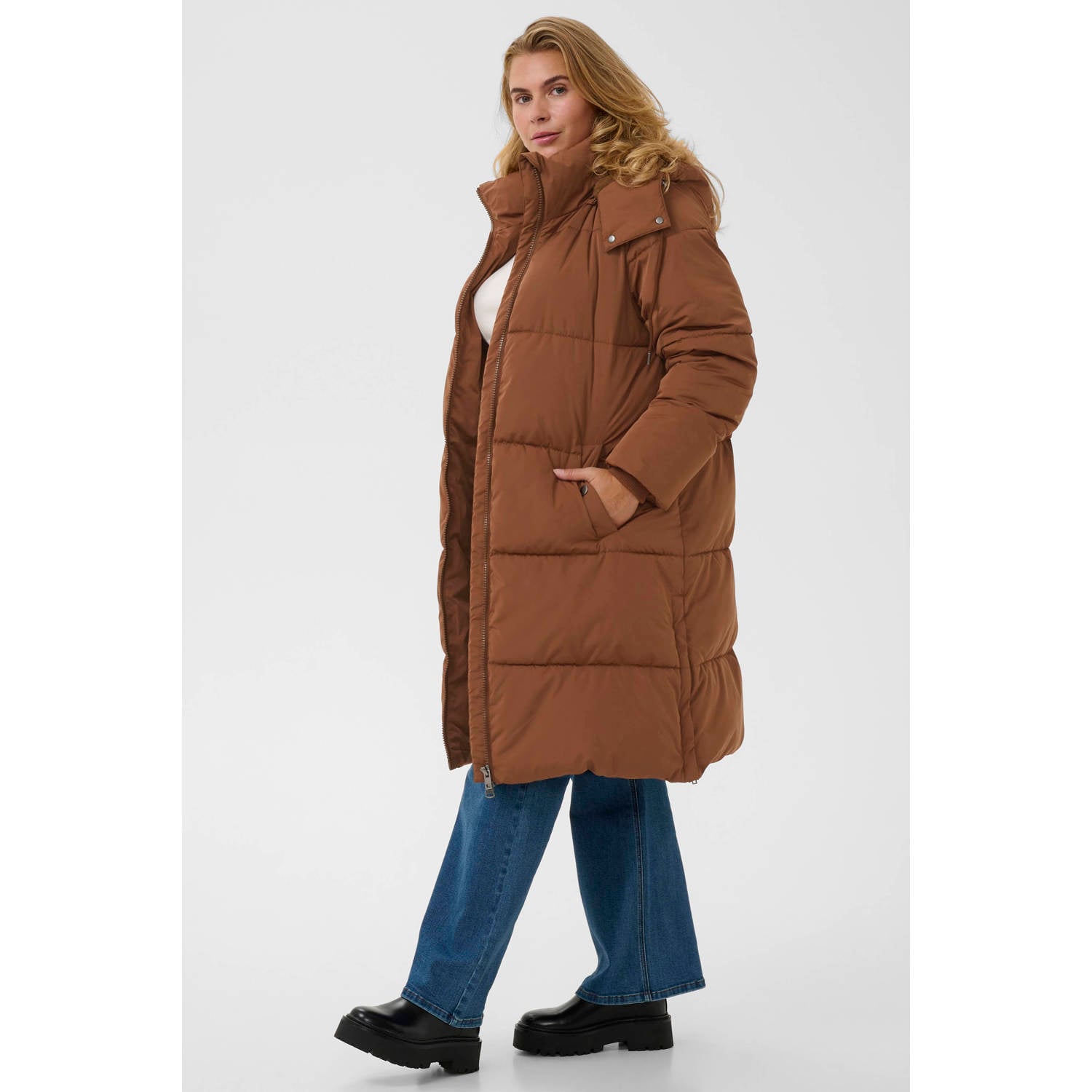 Kaffe Curve Plus Size gewatteerde winterjas camel