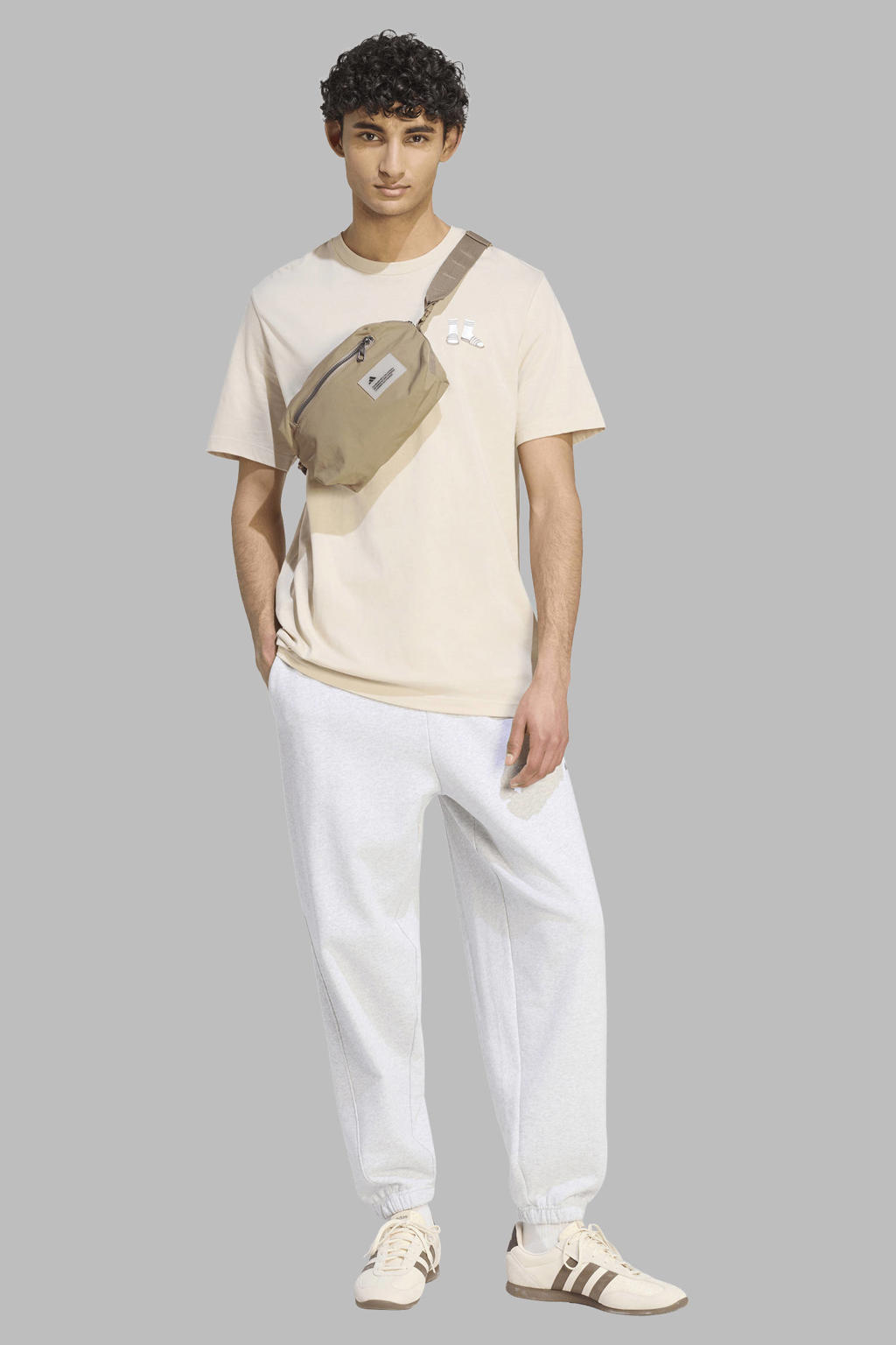 adidas Sportswear loose fit joggingbroek - lichtgrijs