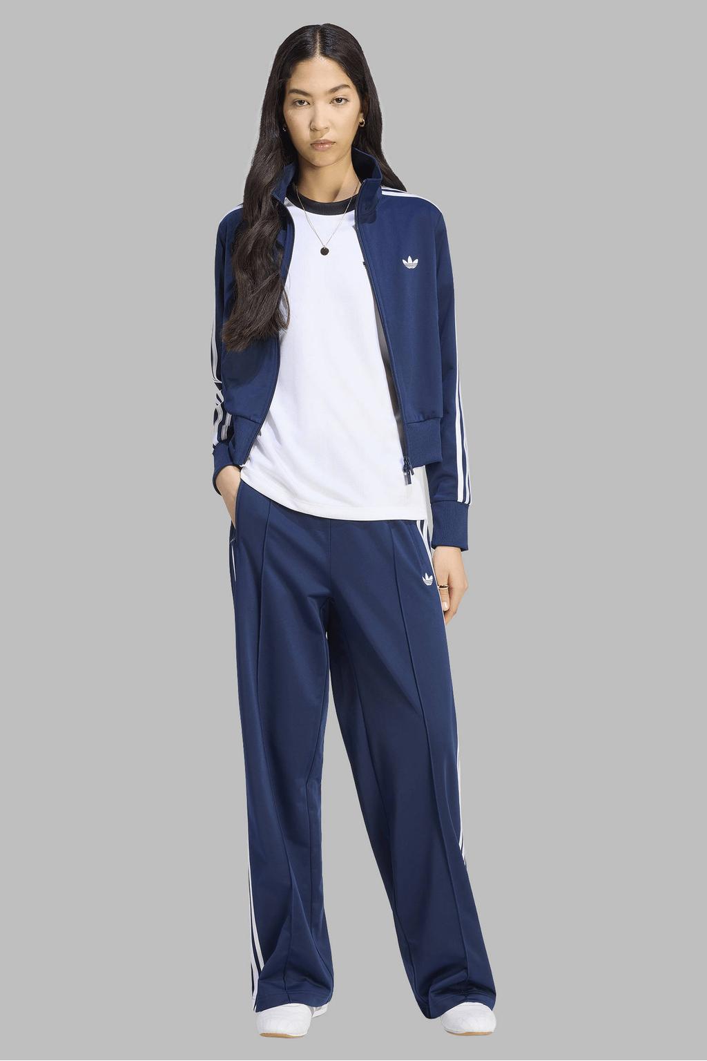 Donkerblauw en witte dames adidas Originals Firebird loose fit broek van polyester met regular waist, elastische tailleband met koord en effen