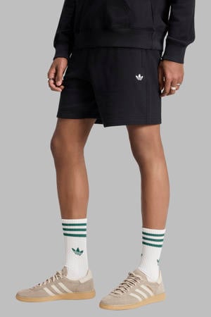 Trefoil Essentials regular fit sweatshort - zwart