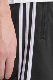 thumbnail: adidas Originals regular fit gestreepte sweatshort - zwart/wit