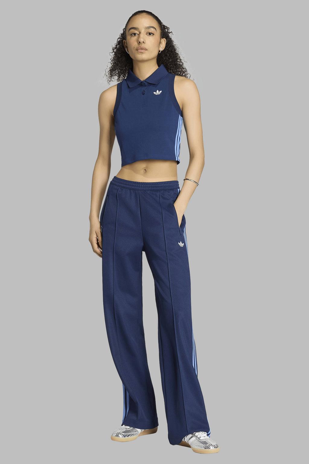 Donkerblauwe dames adidas Originals Beckenbauer loose fit joggingbroek van sweat materiaal met regular waist en elastische tailleband met koord