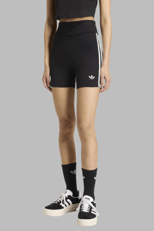 short zwart